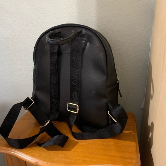 Betsey Johnson, adorable, unicorn backpack - Picture 2 of 6